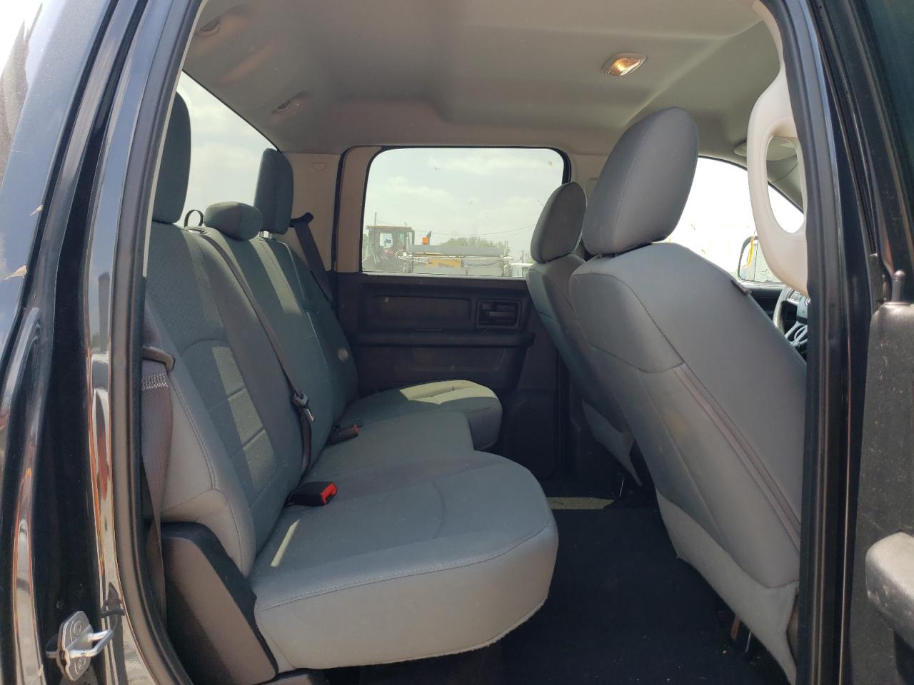 Photo 6 from auction – 2015 RAM 2500 ST with VIN 3C6UR5CJ4FG634576