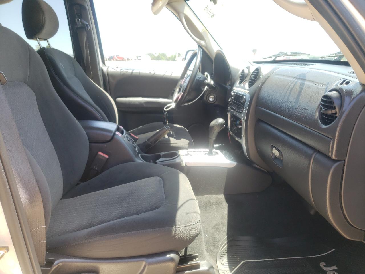 Photo 5 from auction – 2003 JEEP LIBERTY LI with VIN 1J4GL58K73W710243