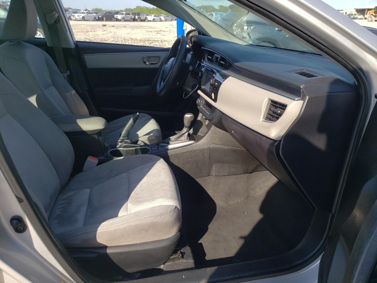 Photo 5 from auction – 2016 TOYOTA COROLLA L with VIN 5YFBURHEXGP410645
