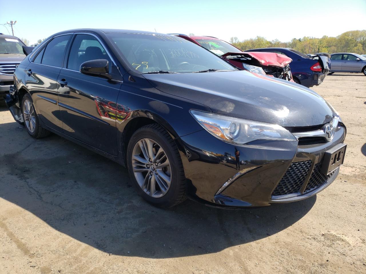 TOYOTA CAMRY LE 2015 with VIN 4T1BF1FK2FU114181 - Photo from auction