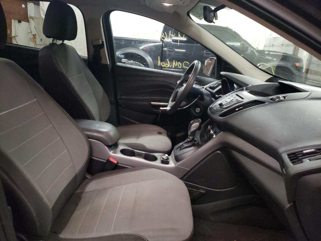 Photo 5 from auction – 2015 FORD ESCAPE SE with VIN 1FMCU9G91FUB42106