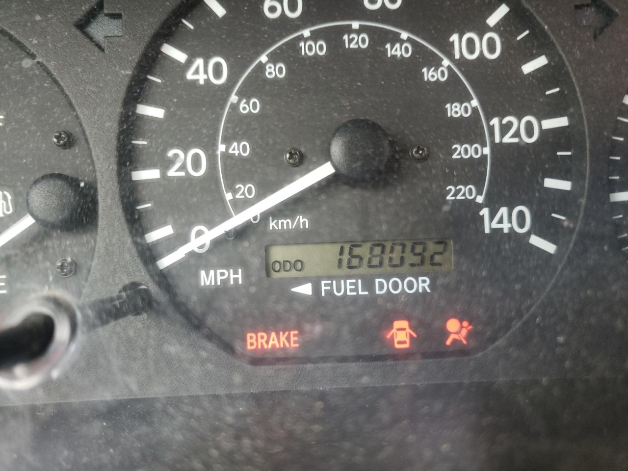 Photo 8 from auction – 2001 TOYOTA CAMRY CE with VIN 4T1BG22K71U117580