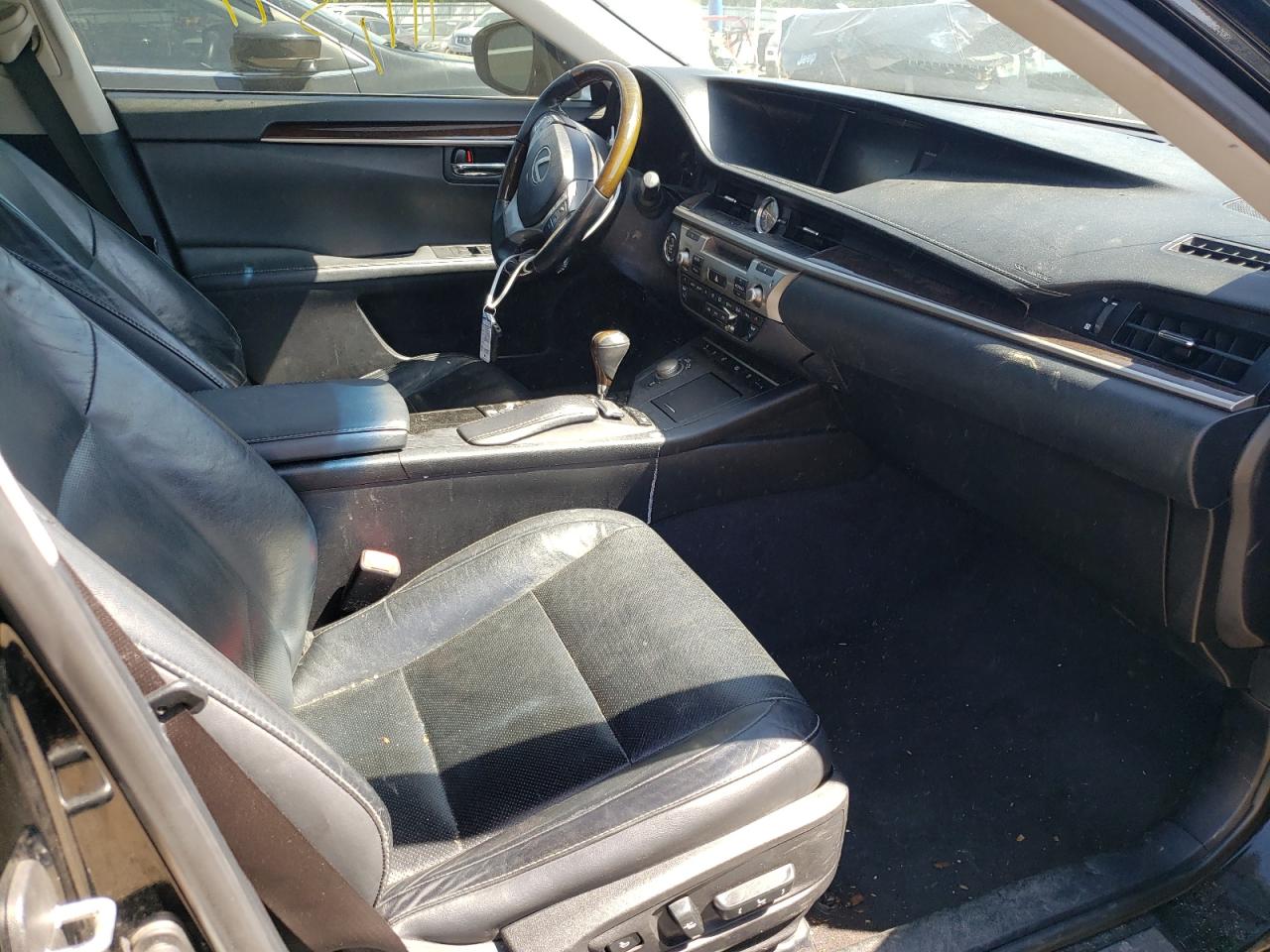 Photo 5 from auction – 2014 LEXUS ES 350 with VIN JTHBK1GG2E2119710