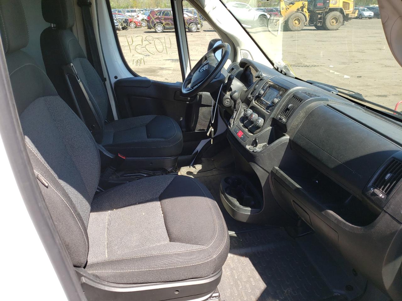 Photo 5 from auction – 2020 RAM PROMASTER with VIN 3C6TRVBG5LE111219