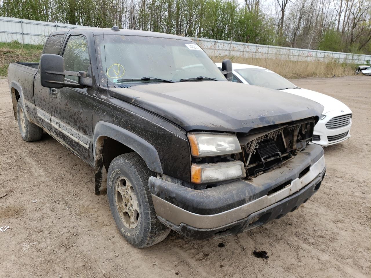 CHEVROLET SILVERADO 2004 with VIN 1GCEK19T74E173204 - Photo from auction