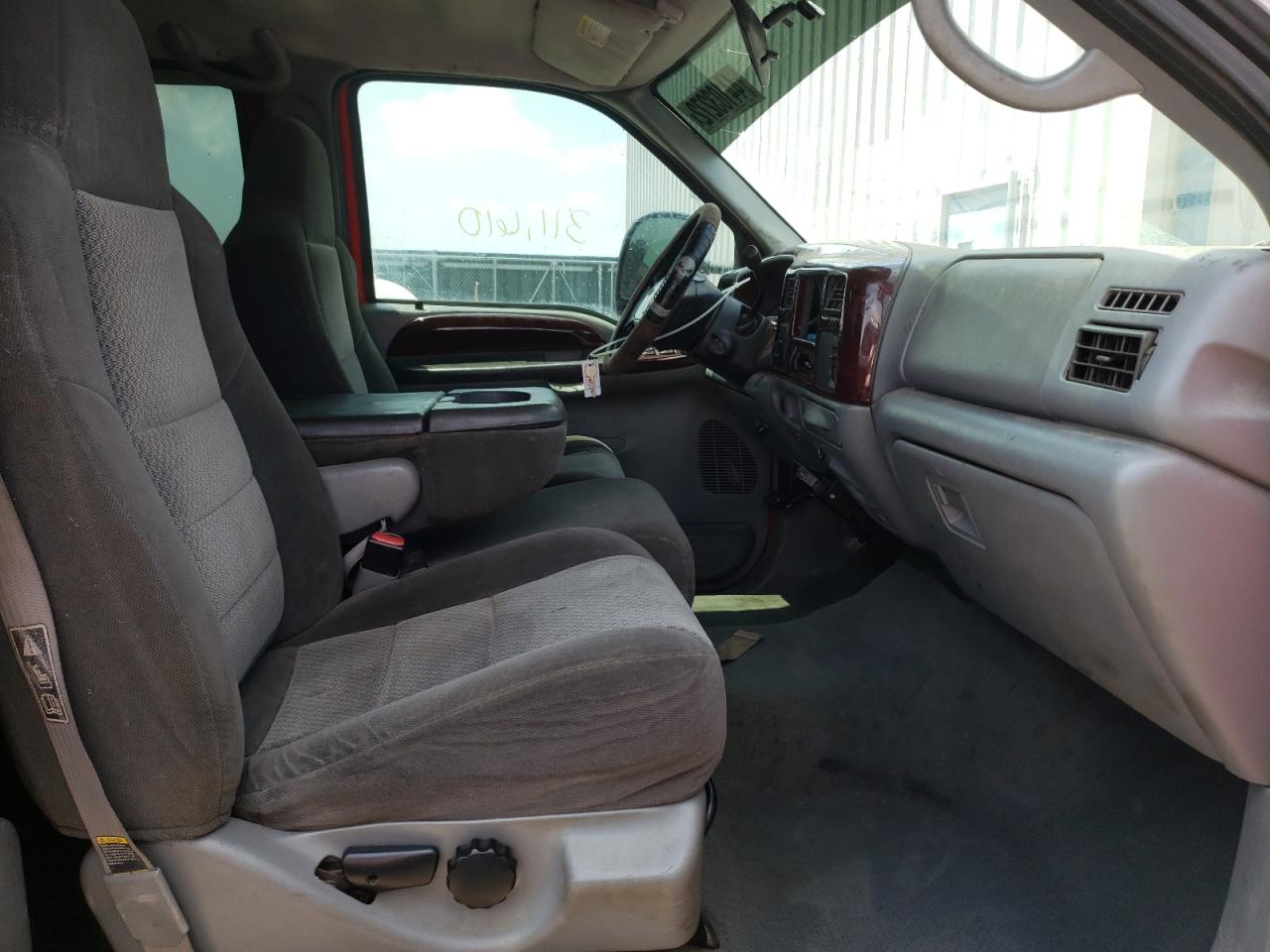 Photo 5 from auction – 2002 FORD F250 SUPER with VIN 1FTNW21FX2ED15543