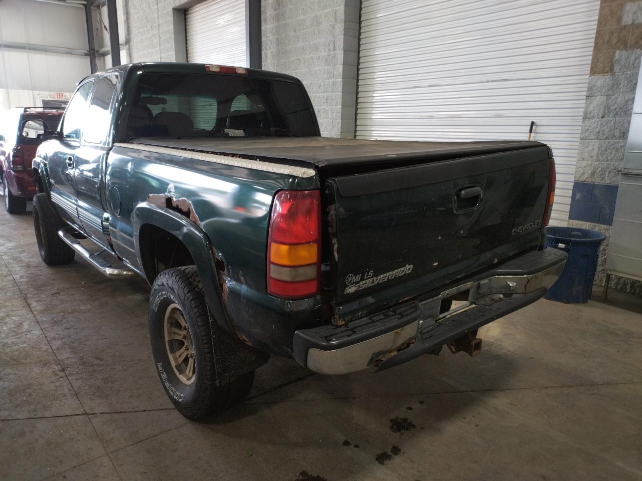 Photo 3 from auction – 2001 CHEVROLET SILVERADO with VIN 1GCGK29U71Z124385