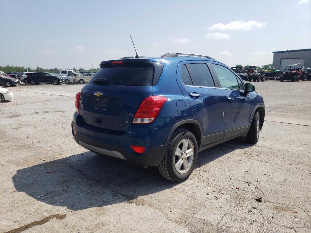 Photo 4 from auction – 2019 CHEVROLET TRAX 1LT with VIN 3GNCJLSB4KL358709