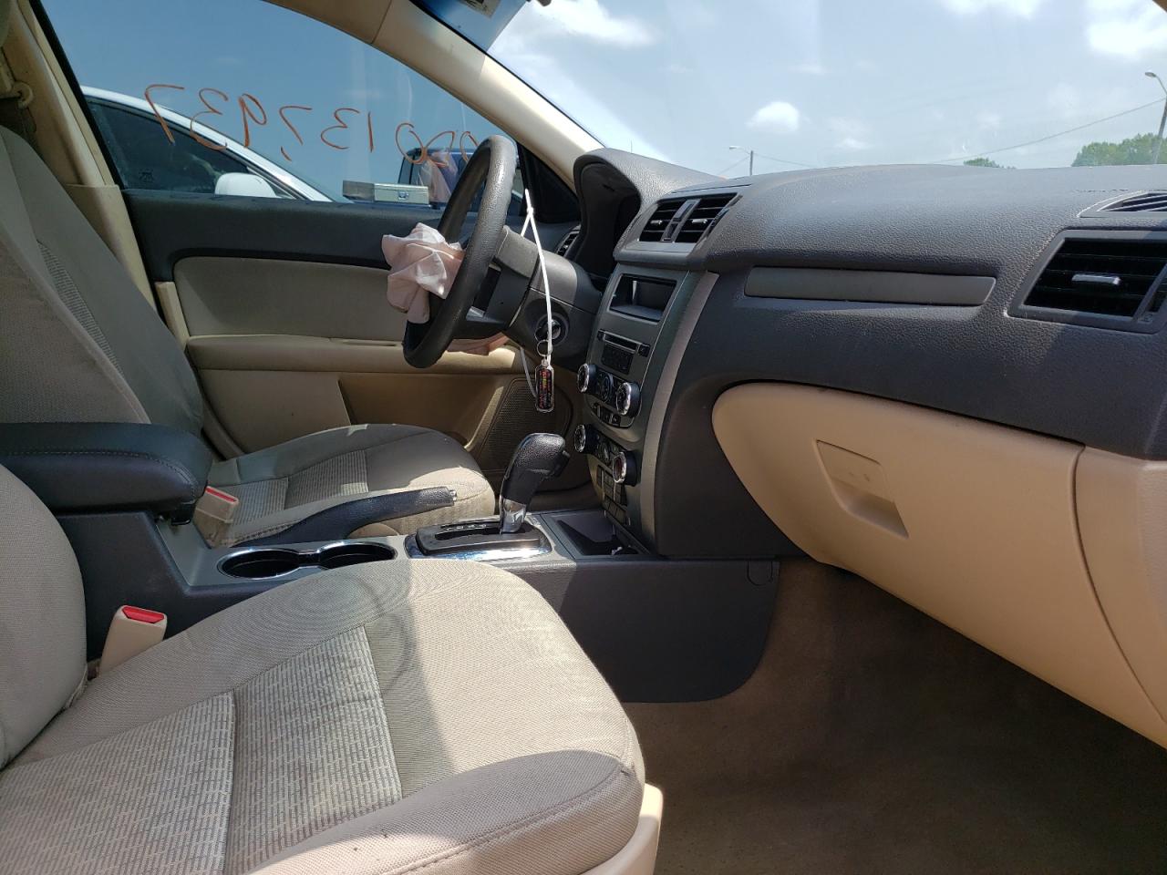 Photo 5 from auction – 2011 FORD FUSION SE with VIN 3FAHP0HA5BR285153
