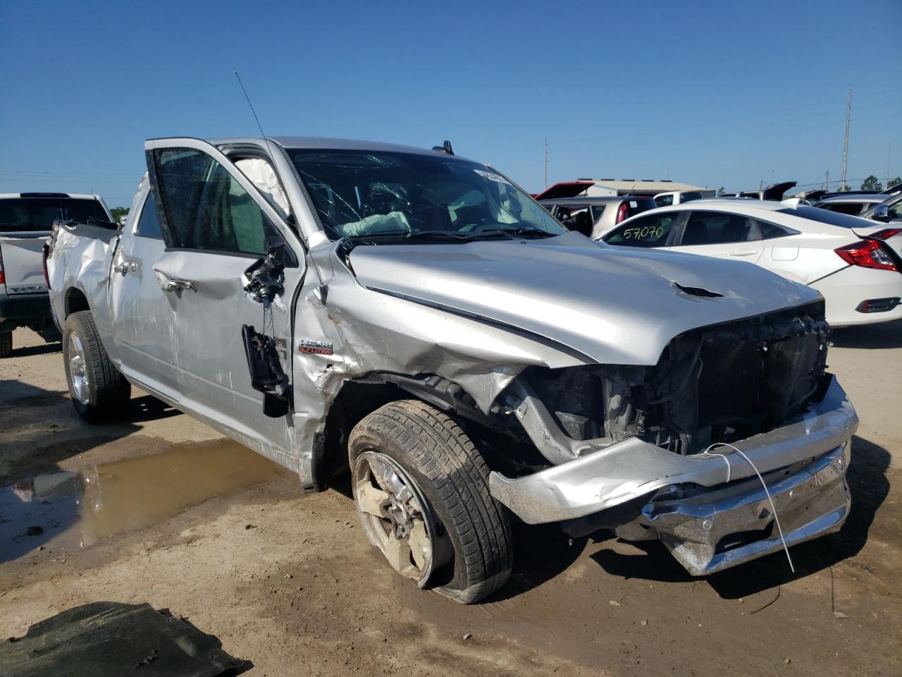 RAM 1500 SLT 2017 with VIN 3C6RR6LT9HG542265 - Photo from auction