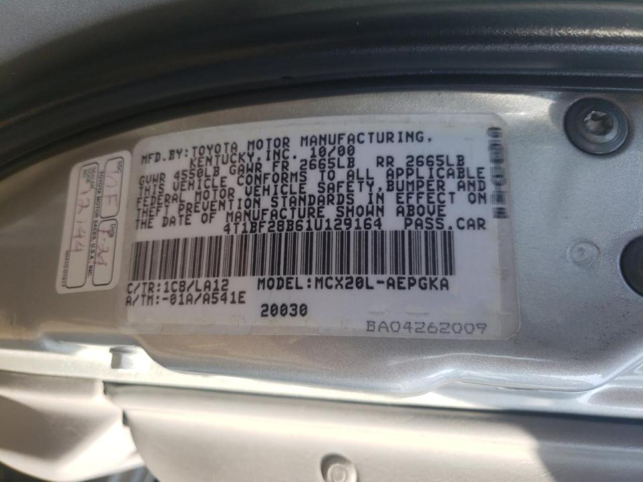 Photo 10 from auction – 2001 TOYOTA AVALON XL with VIN 4T1BF28B61U129164