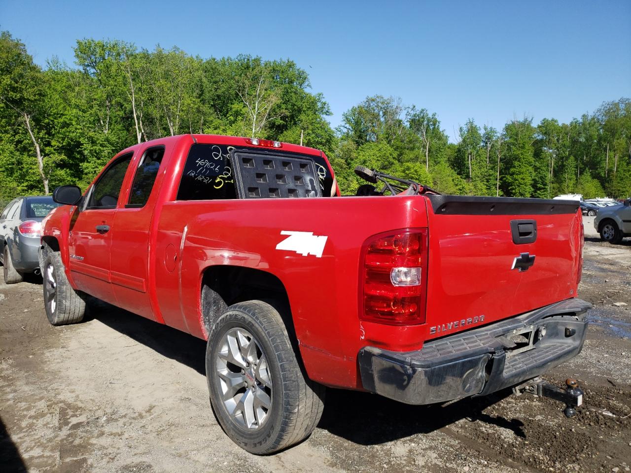 Photo 3 from auction – 2013 CHEVROLET SILVERADO with VIN 1GCRKSE79DZ293112