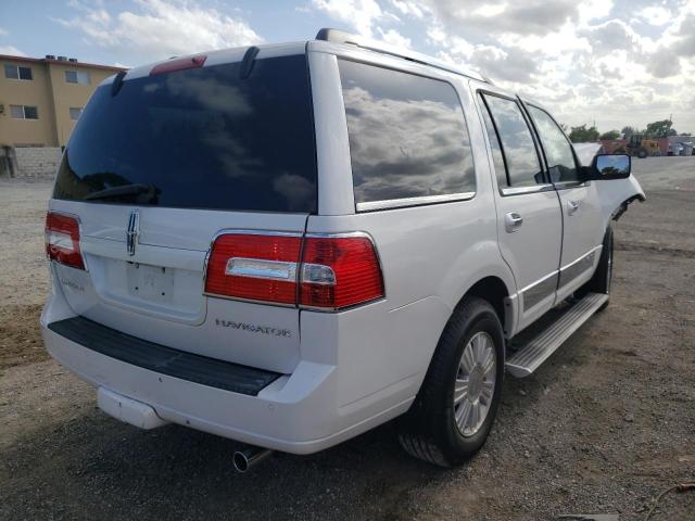 Photo 7 from auction – 2011 LINCOLN NAVIGATOR with VIN 5LMJJ2H57BEJ02469