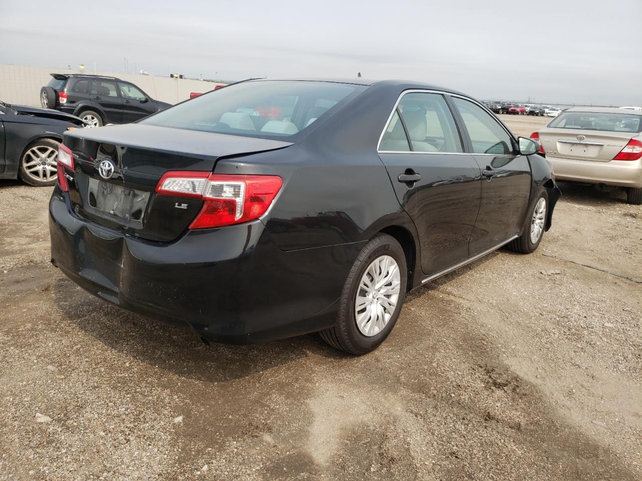 Photo 4 from auction – 2013 TOYOTA CAMRY L with VIN 4T4BF1FK8DR332676