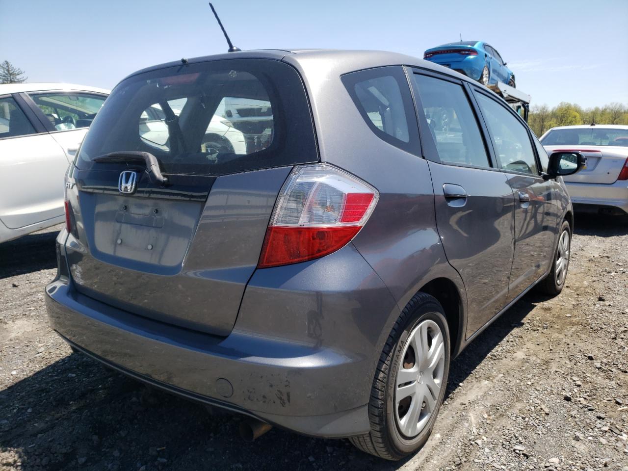 Photo 4 from auction – 2011 HONDA FIT with VIN JHMGE8H32BC028735