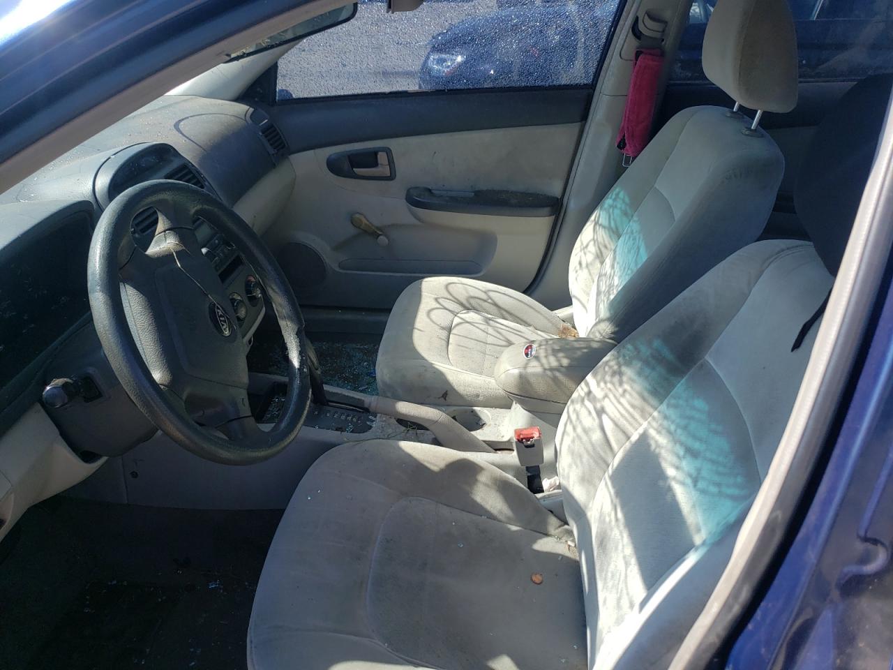 Photo 5 from auction – 2005 KIA SPECTRA with VIN KNAFE121255181553