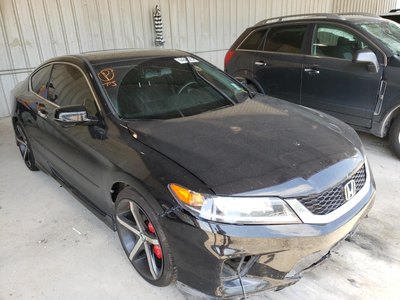 HONDA ACCORD EXL 2015 with VIN 1HGCT2B84FA003006 - Photo from auction