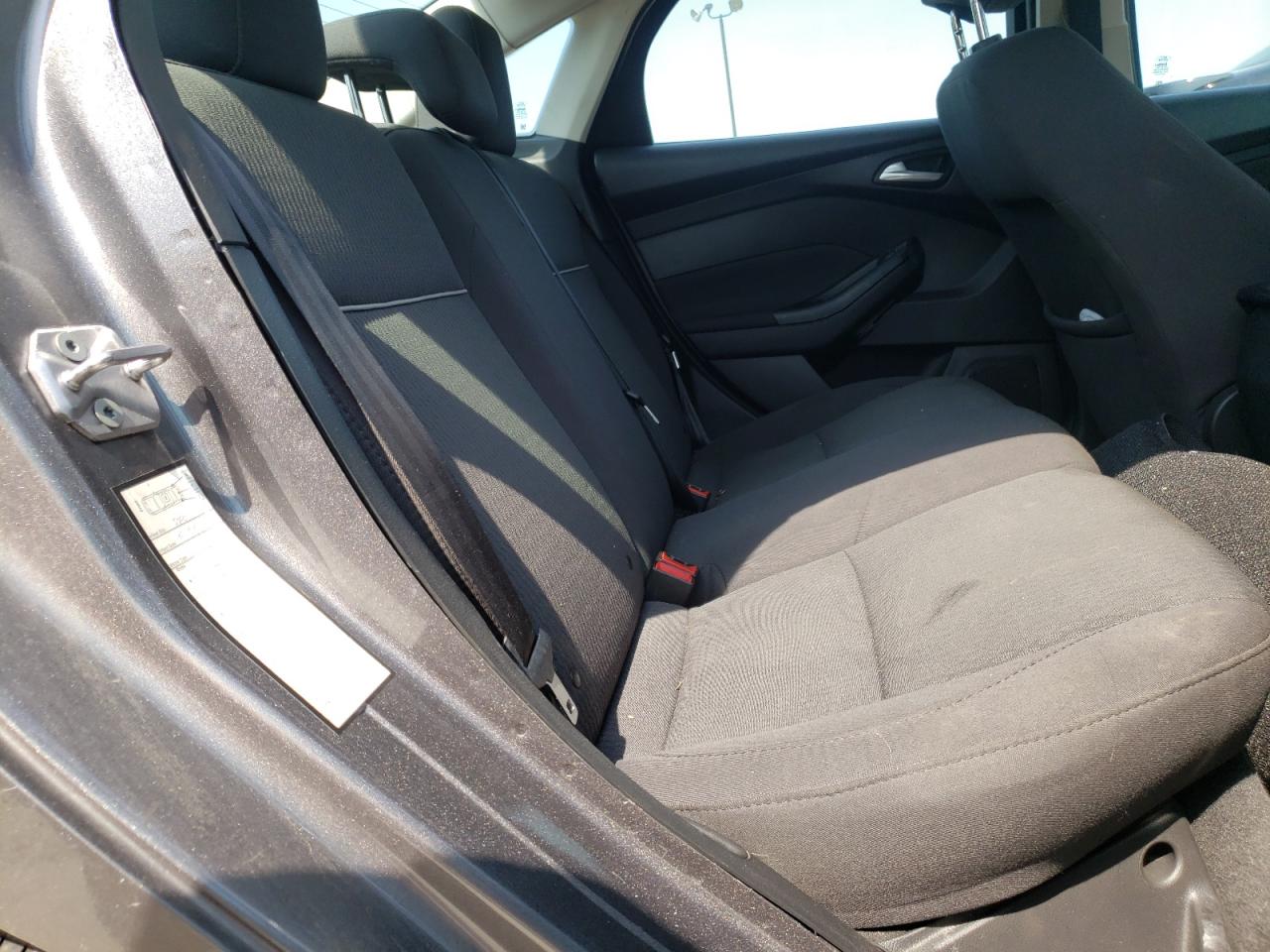 Photo 6 from auction – 2012 FORD FOCUS with VIN 1FAHP3H26CL394456