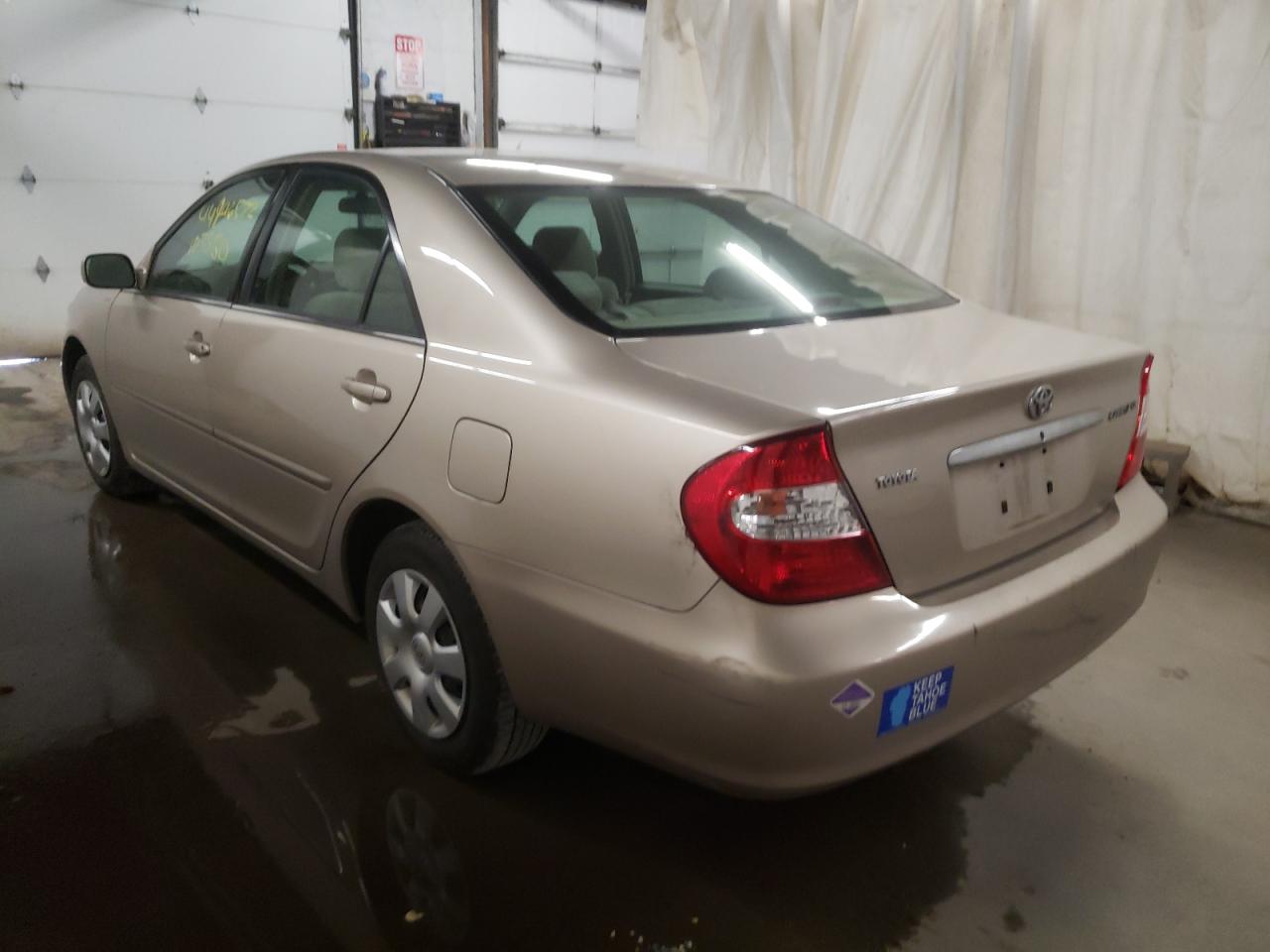 Photo 3 from auction – 2004 TOYOTA CAMRY LE with VIN 4T1BE32KX4U940116