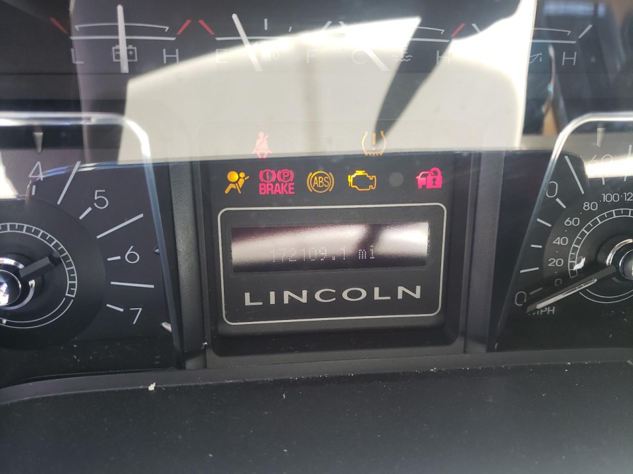 Photo 8 from auction – 2008 LINCOLN NAVIGATOR with VIN 5LMFU28558LJ01192