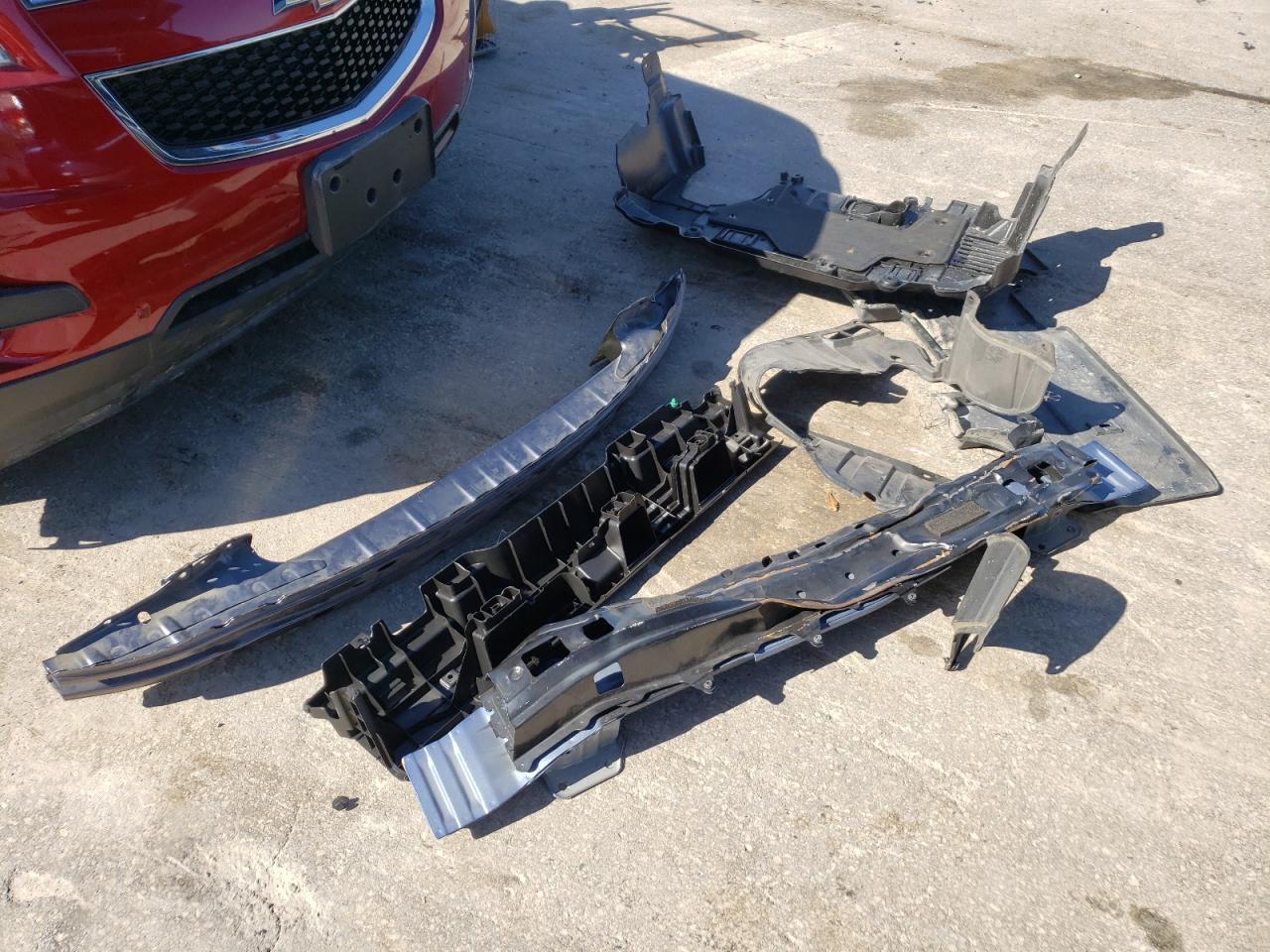 Photo 9 from auction – 2018 SUBARU FORESTER 2 with VIN JF2SJAEC8JH524029