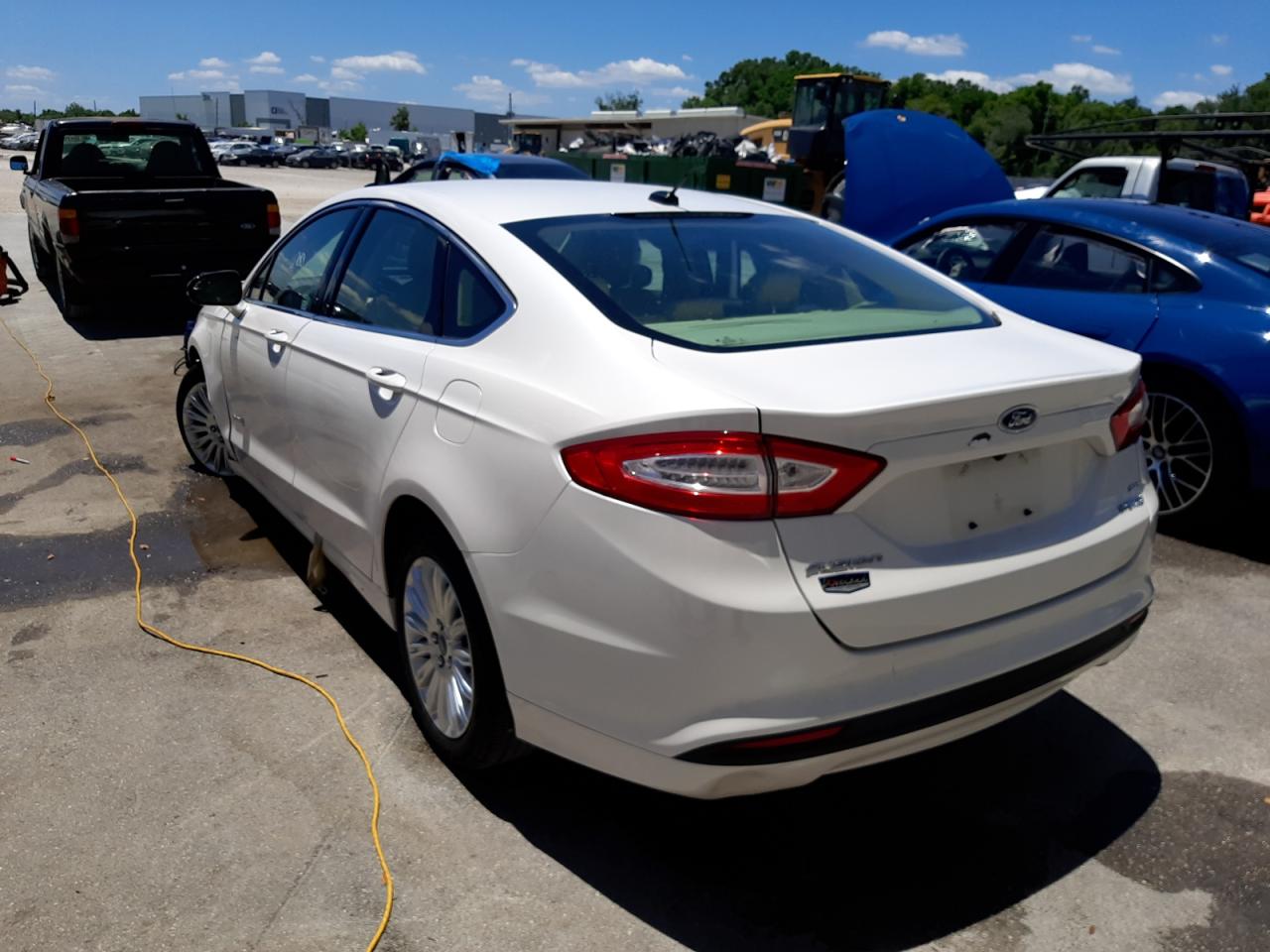 Photo 3 from auction – 2013 FORD FUSION SE with VIN 3FA6P0LU2DR361603