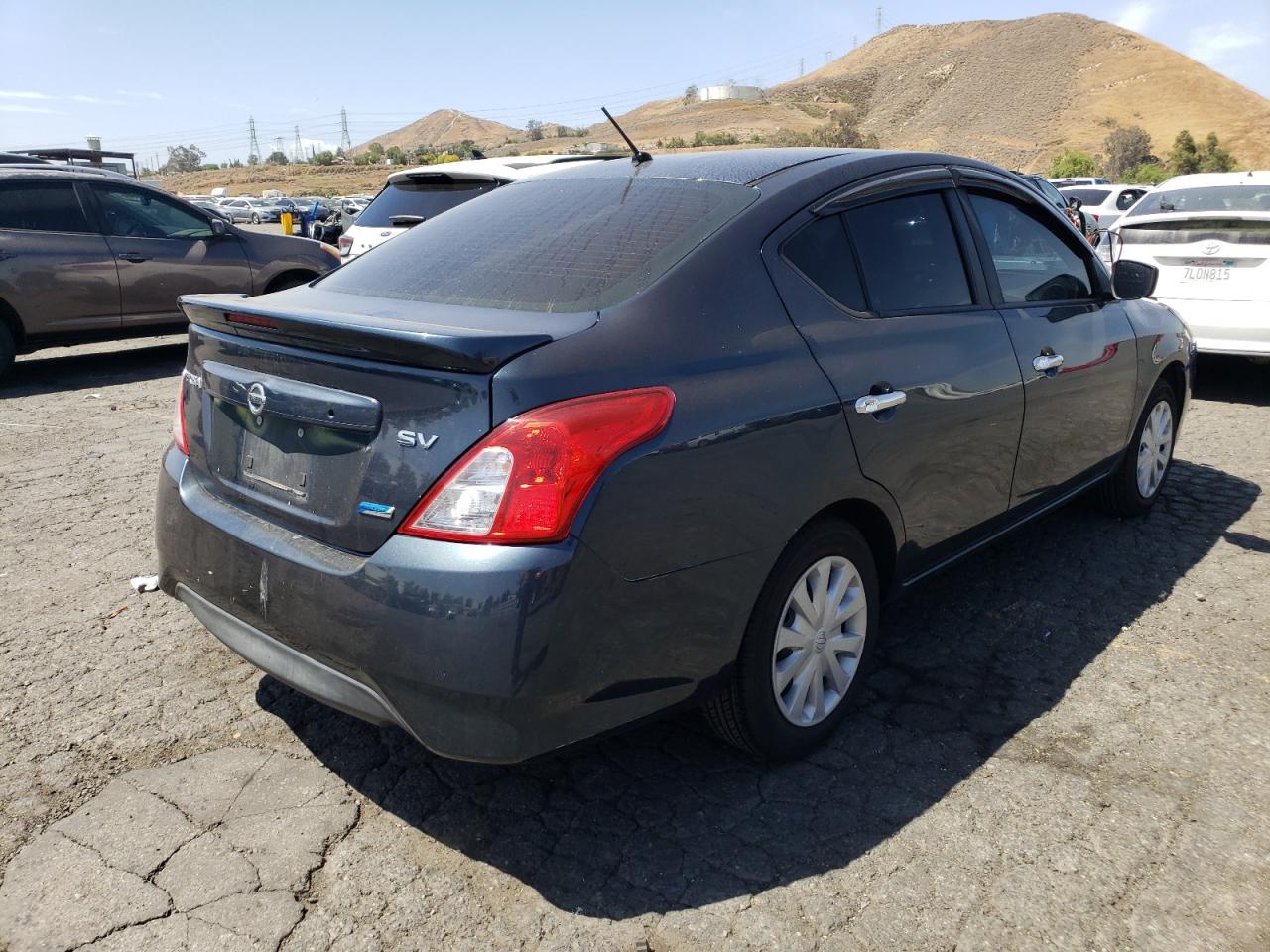 Photo 4 from auction – 2015 NISSAN VERSA S with VIN 3N1CN7AP8FL902008