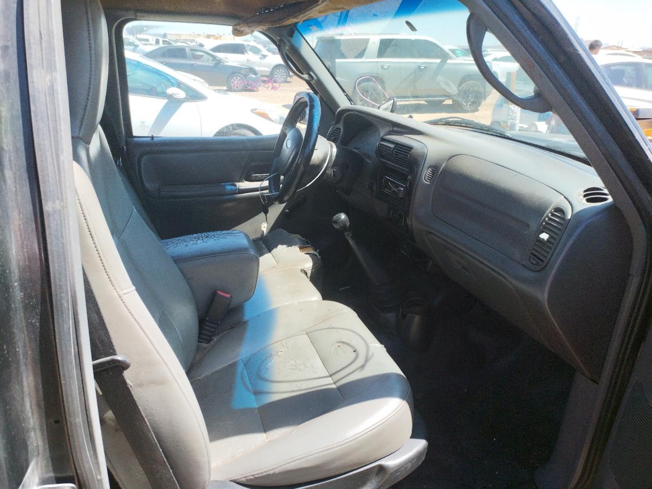 Photo 5 from auction – 2004 FORD RANGER with VIN 1FTYR10D84PA02089