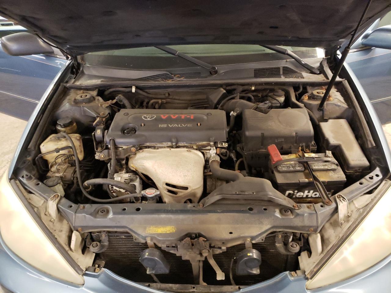 Photo 7 from auction – 2002 TOYOTA CAMRY LE with VIN 4T1BE30K12U636429