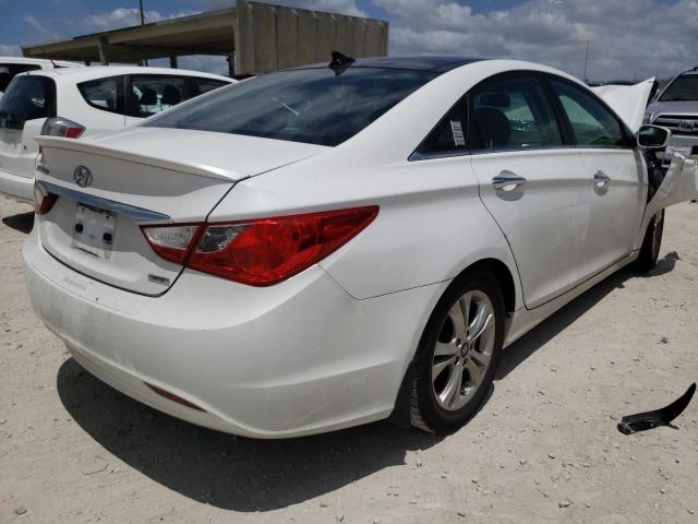 Photo 4 from auction – 2012 HYUNDAI SONATA SE with VIN 5NPEC4AC3CH402874