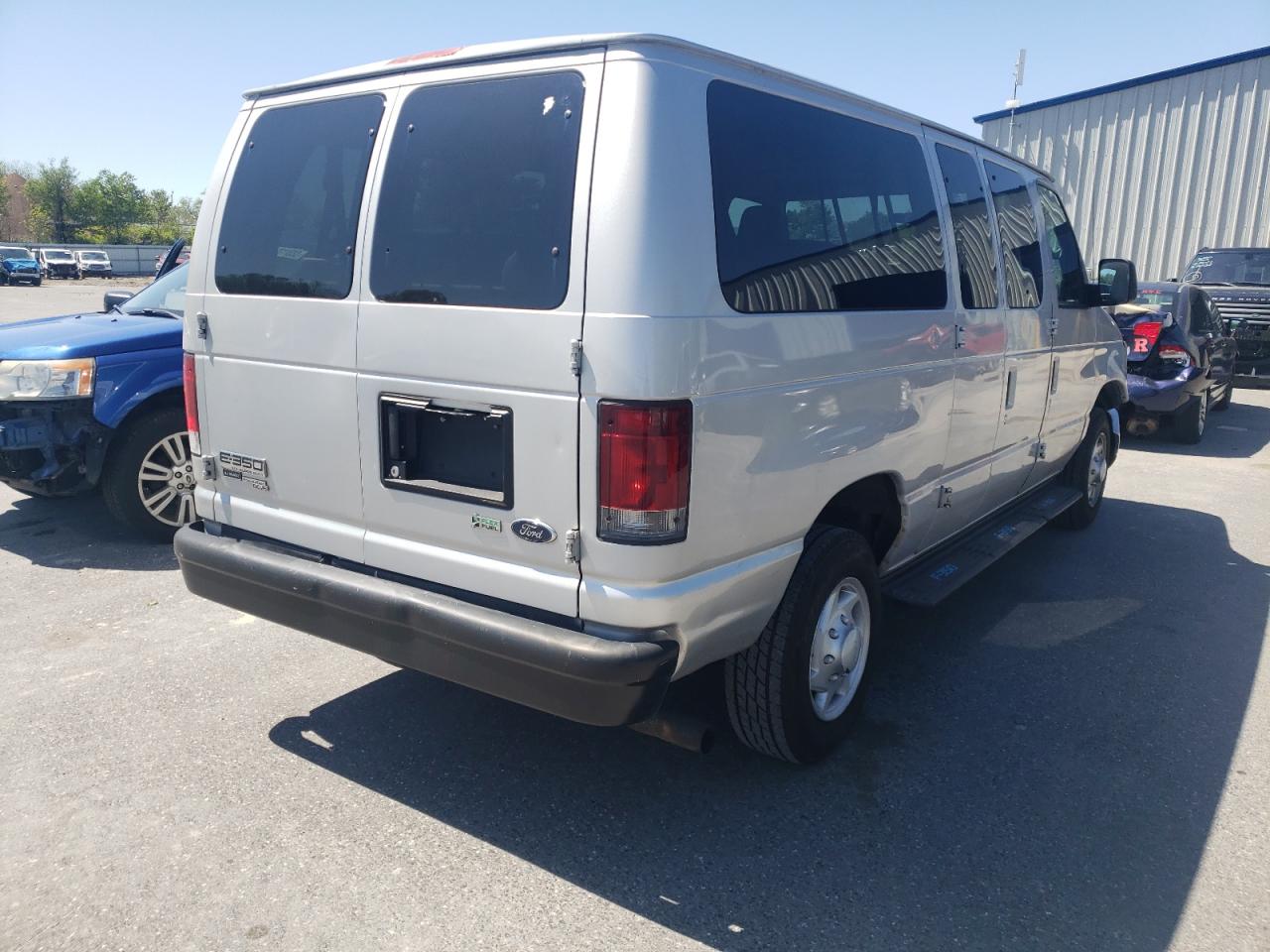 Photo 4 from auction – 2009 FORD ECONOLINE with VIN 1FBNE31LX9DA27587