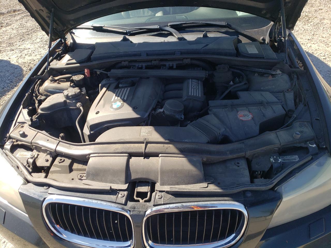 Photo 7 from auction – 2011 BMW 328 XI with VIN WBAUU3C55BA543000