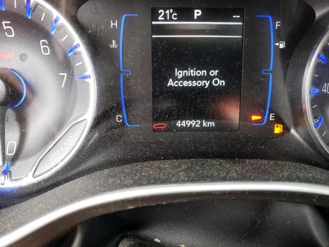 Photo 8 from auction – 2020 CHRYSLER VOYAGER LX with VIN 2C4RC1DG4LR283301