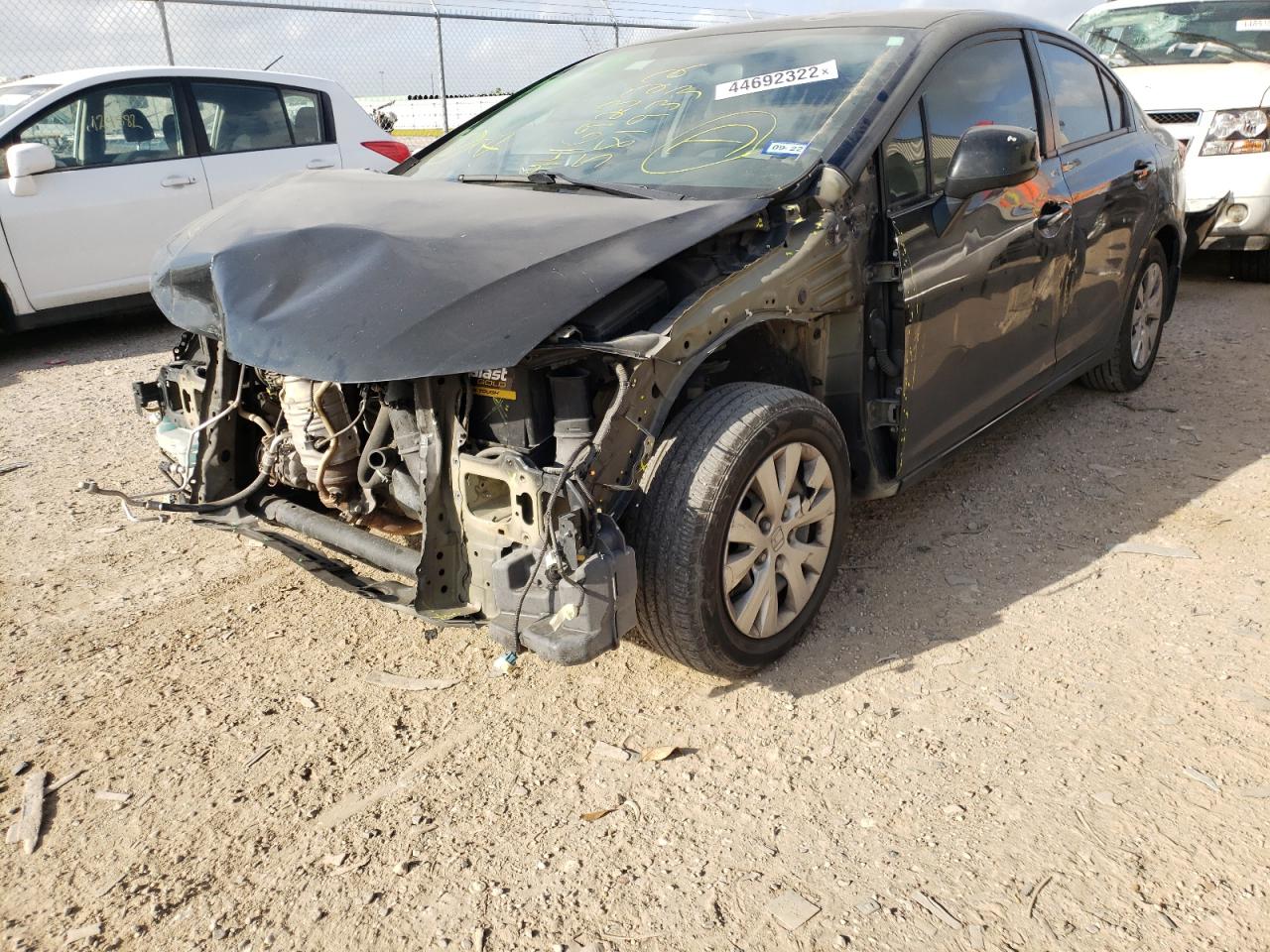 Photo 2 from auction – 2012 HONDA CIVIC LX with VIN 2HGFB2F5XCH581933