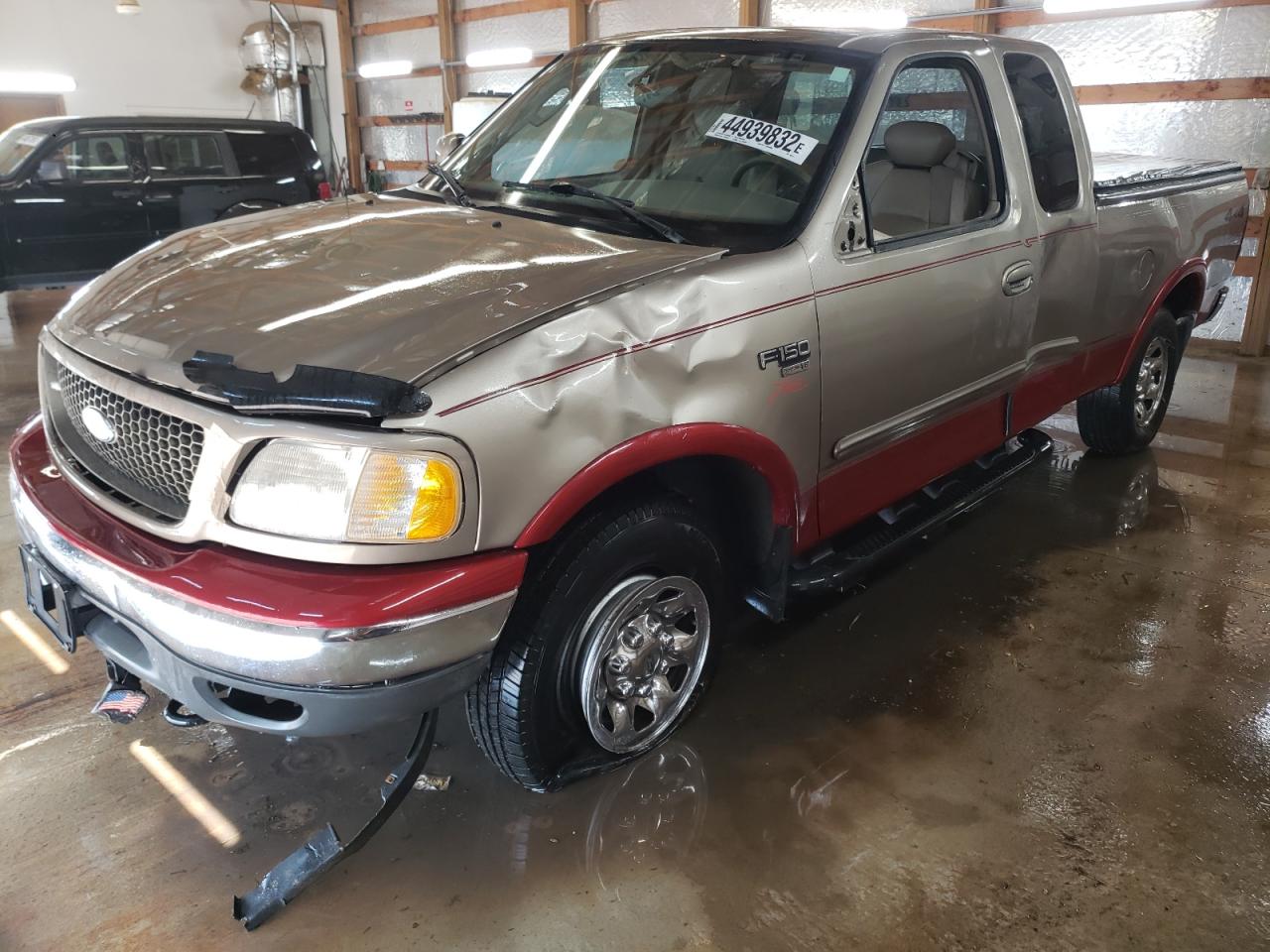 Photo 2 from auction – 2003 FORD F150 with VIN 2FTPX18L33CA51777
