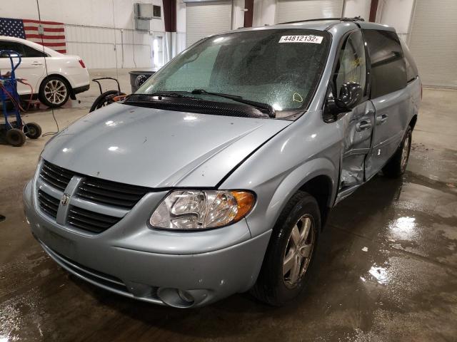 Photo 2 from auction – 2005 DODGE GRAND CARA with VIN 2D4GP44L85R195688