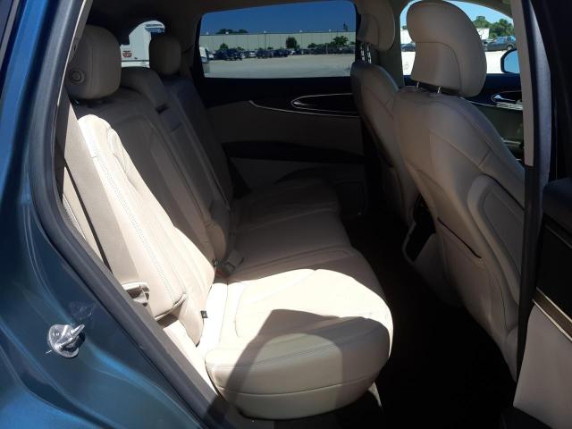 Photo 6 from auction – 2016 LINCOLN MKX RESERV with VIN 2LMTJ6LR8GBL67048