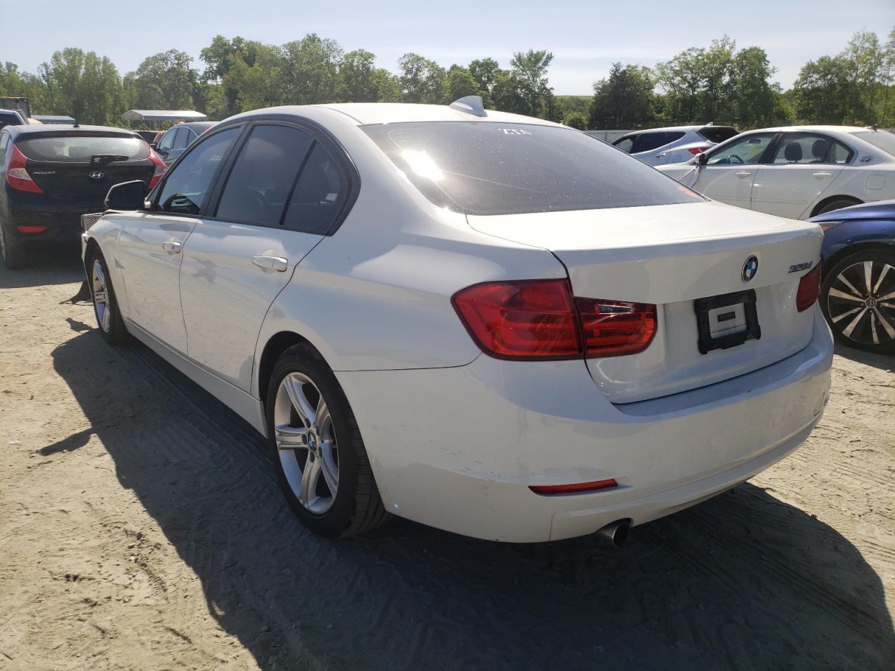 Photo 3 from auction – 2014 BMW 328 D with VIN WBA3D3C56EK154103