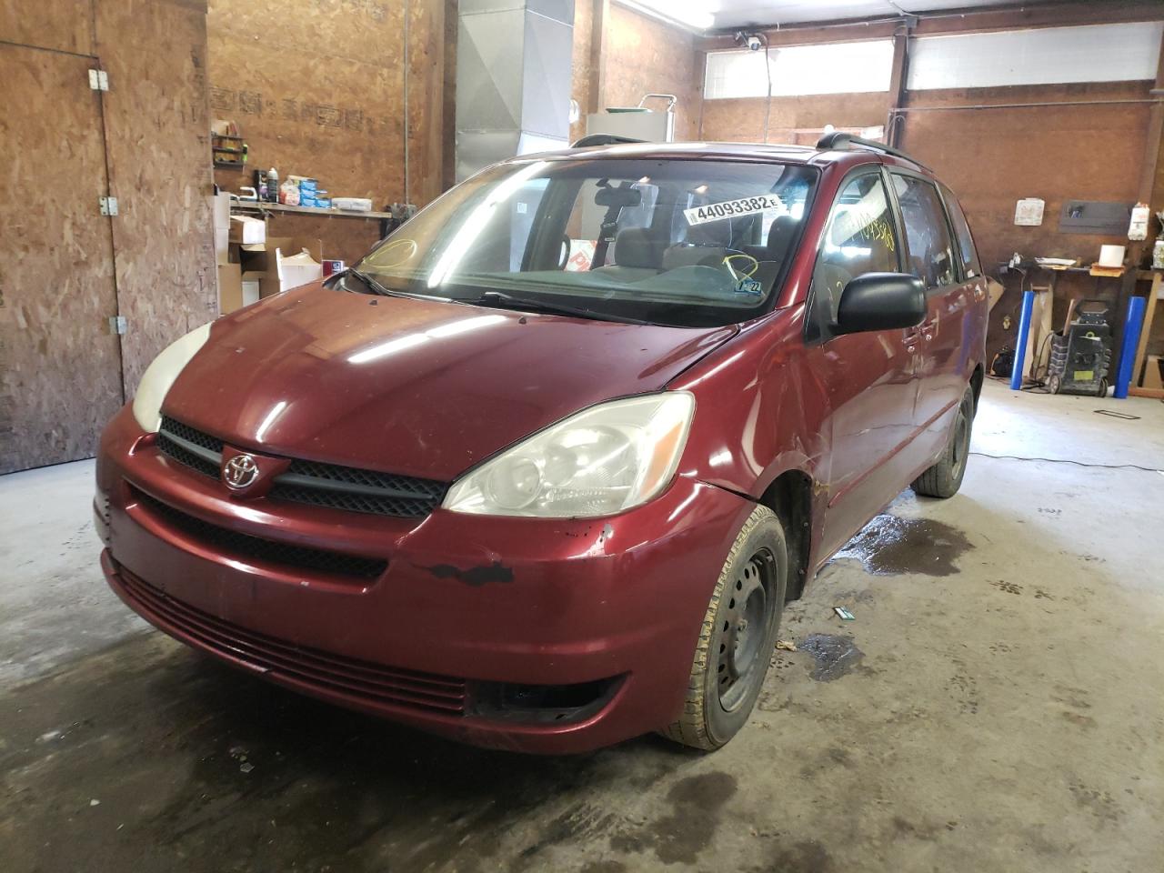 Photo 9 from auction – 2004 TOYOTA SIENNA CE with VIN 5TDZA23CX4S012956