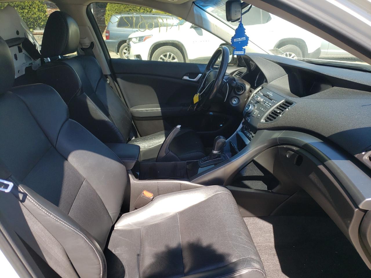 Photo 5 from auction – 2012 ACURA TSX with VIN JH4CU2F4XCC023777