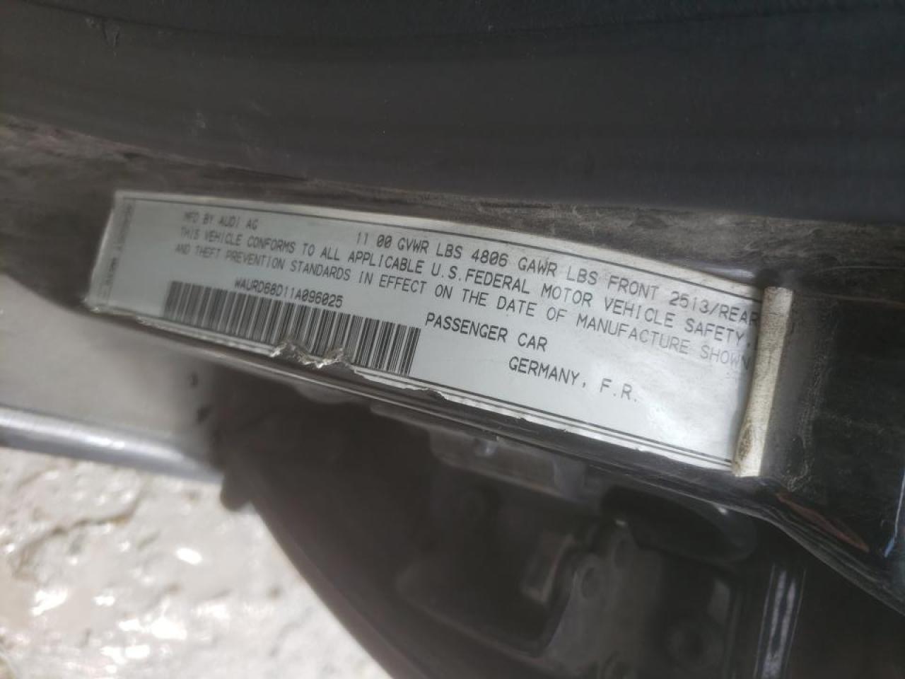 Photo 10 from auction – 2001 AUDI S4 2.7 QUA with VIN WAURD68D11A096025