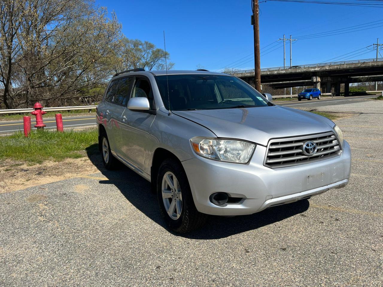 TOYOTA HIGHLANDER 2010 with VIN 5TDBK3EH5A0S37756 - Photo from auction