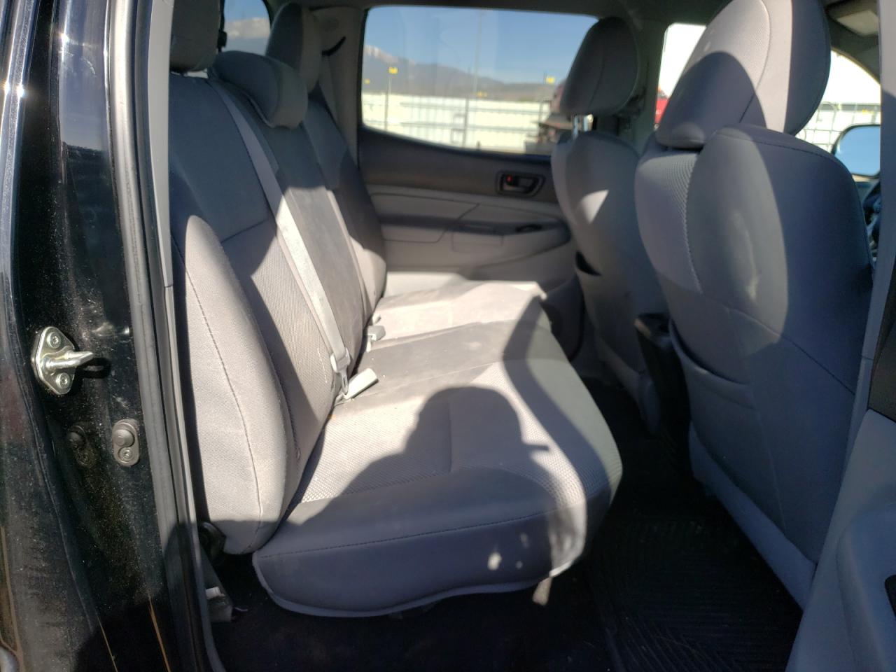 Photo 6 from auction – 2014 TOYOTA TACOMA DOU with VIN 5TFLU4EN7EX093790