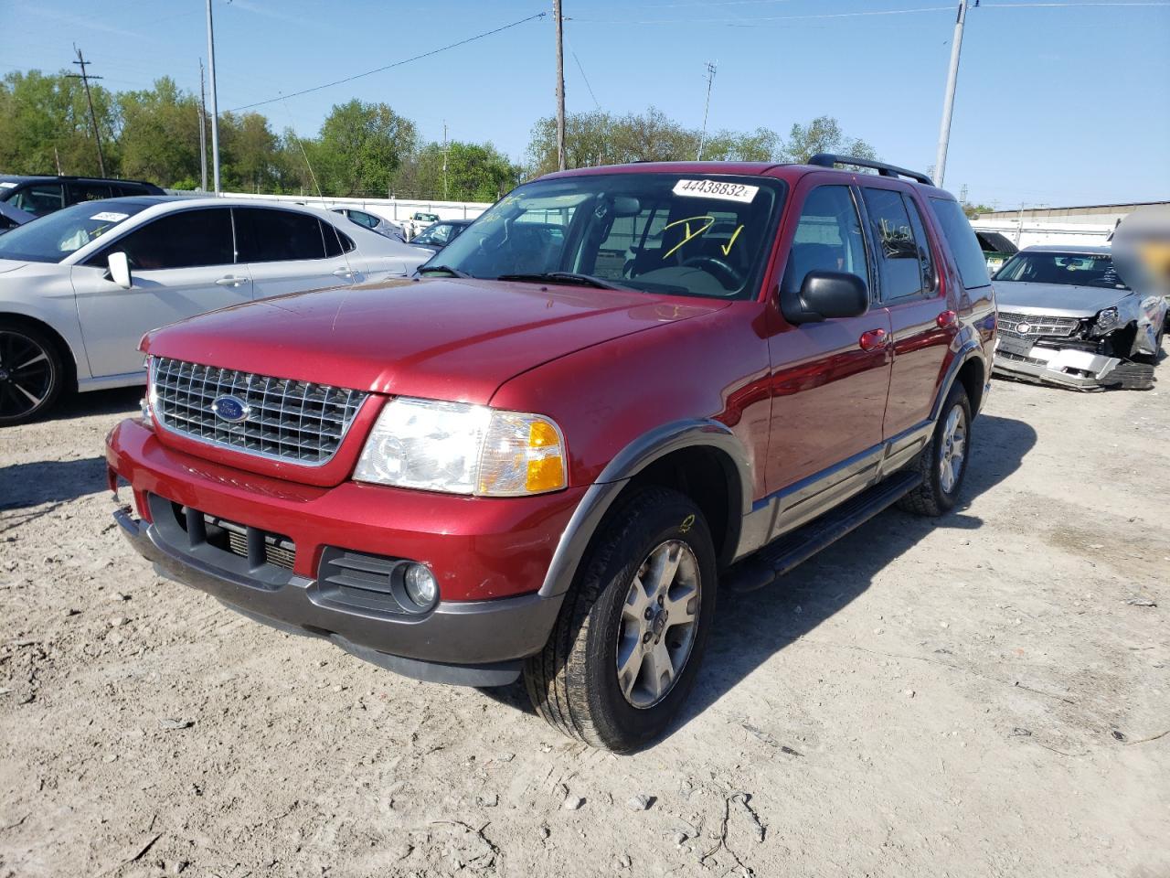 صورة رقم 2 من المزاد - 2003 FORD EXPLORER X مع VIN 1FMZU73K03UA06746