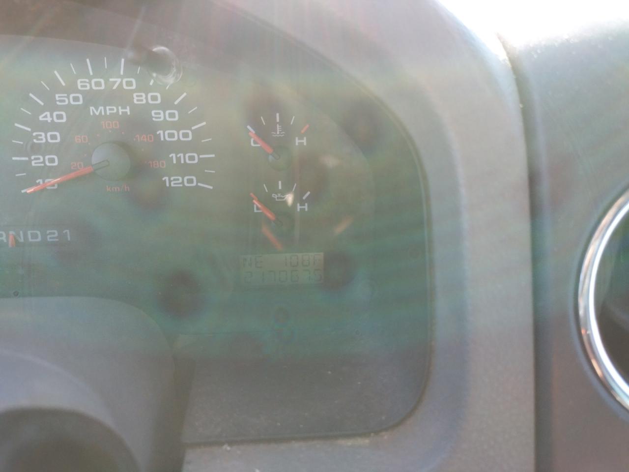 Photo 8 from auction – 2004 FORD F150 with VIN 1FTPX12504NC60190