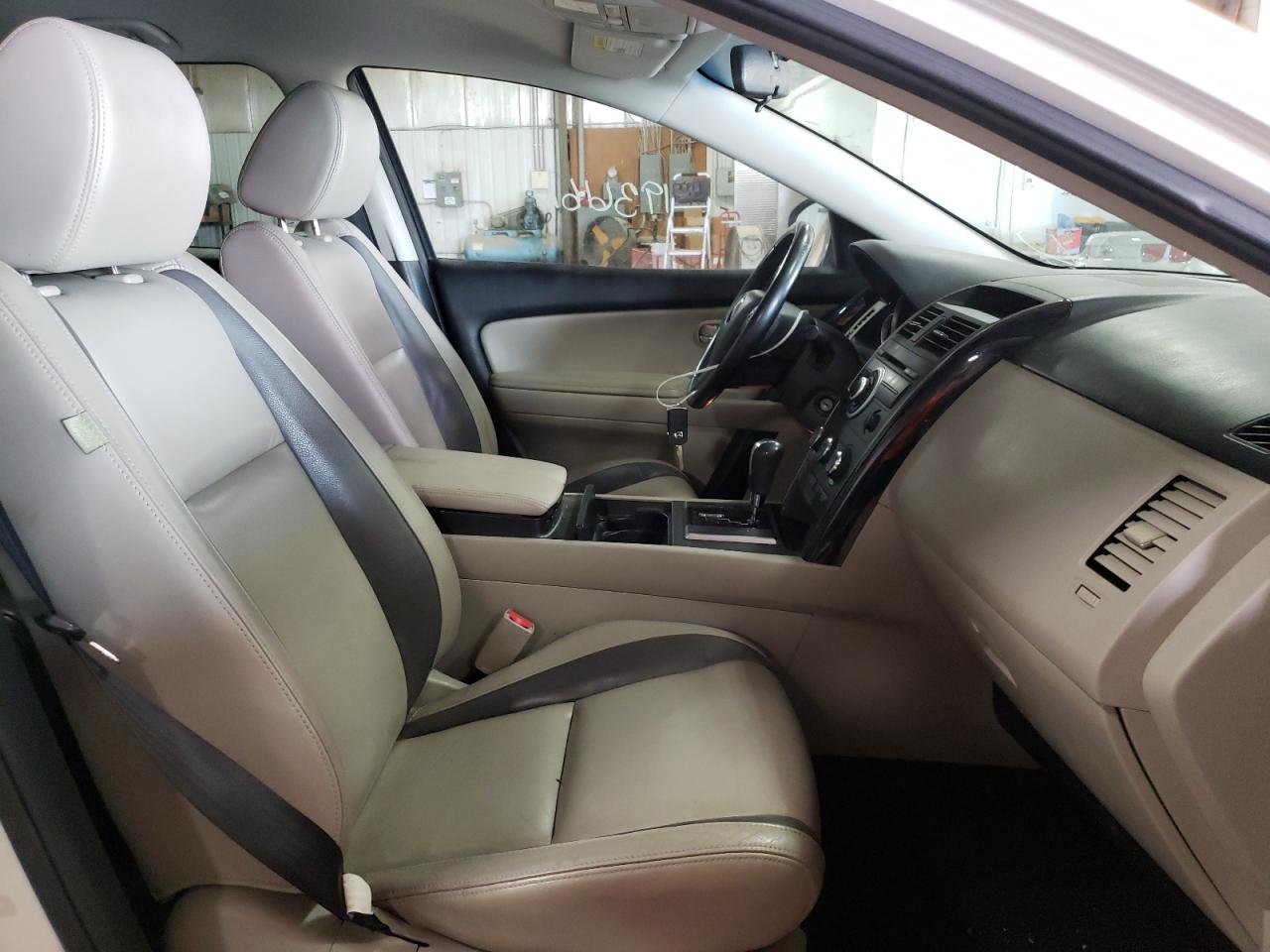 Photo 5 from auction – 2010 MAZDA CX-9 with VIN JM3TB3MA1A0231820