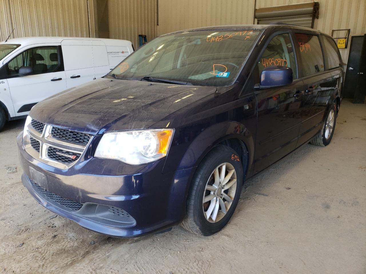Photo 2 from auction – 2015 DODGE GRAND CARA with VIN 2C4RDGCG9FR732963