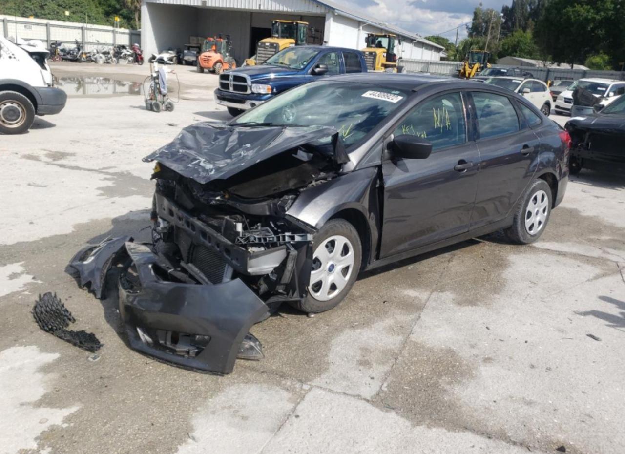 Photo 2 from auction – 2018 FORD FOCUS S with VIN 1FADP3E21JL266206