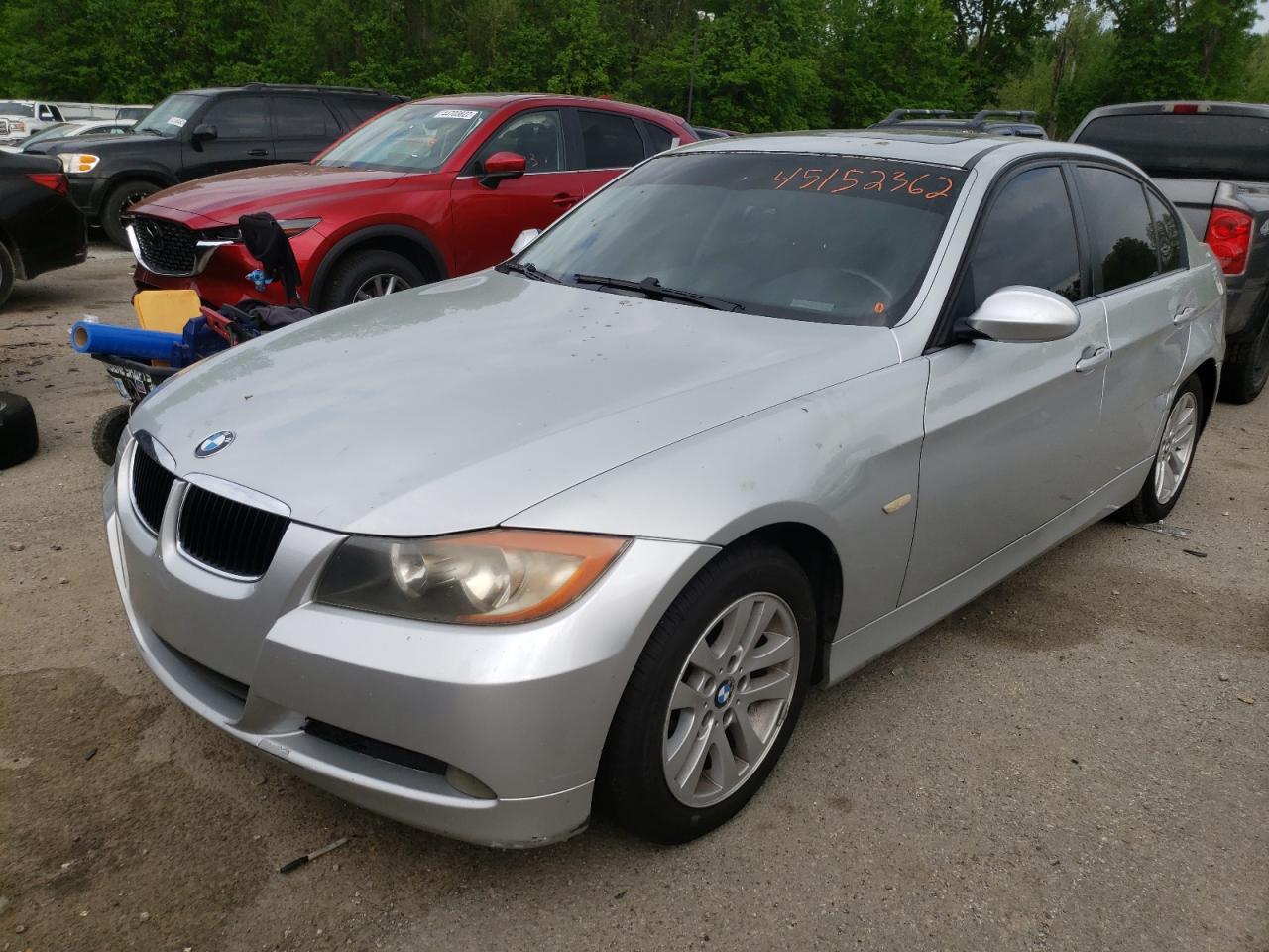 Photo 2 from auction – 2007 BMW 328 I with VIN WBAVA33557PV67704