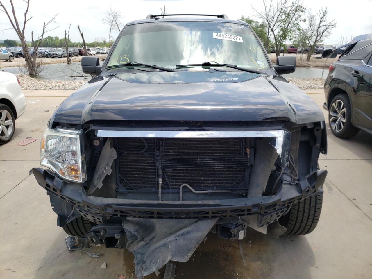 Photo 9 from auction – 2011 FORD EXPEDITION with VIN 1FMJU1H52BEF03478